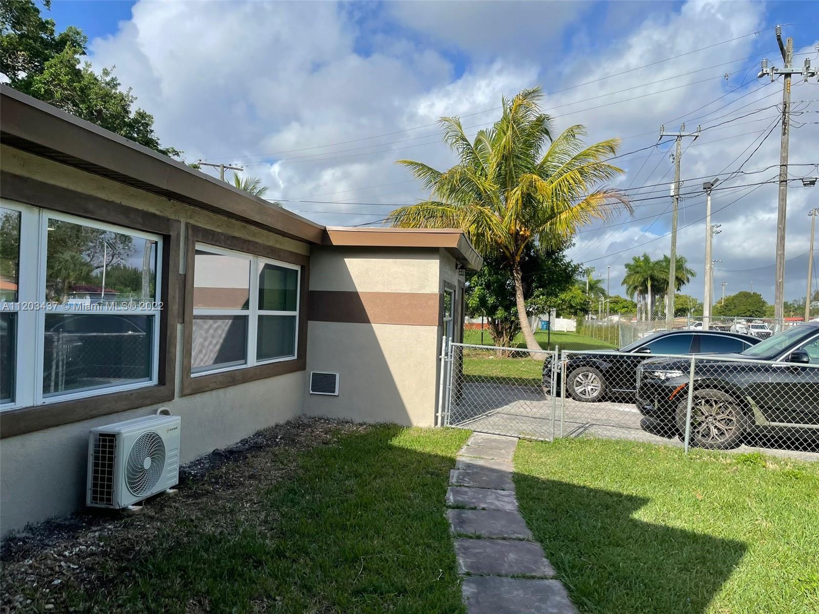Home sold by Adi Gal at 5201 28th Ter, Dania Beach