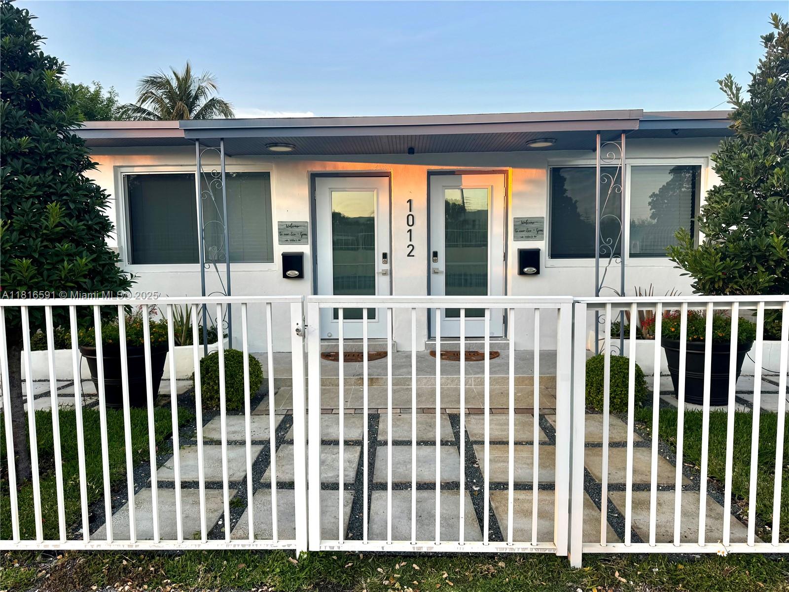 1012 3rd Ave in Hallandale Beach