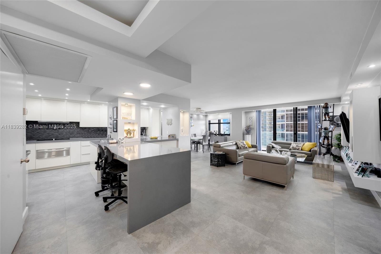 9801 Collins Ave #16U in Bal Harbour