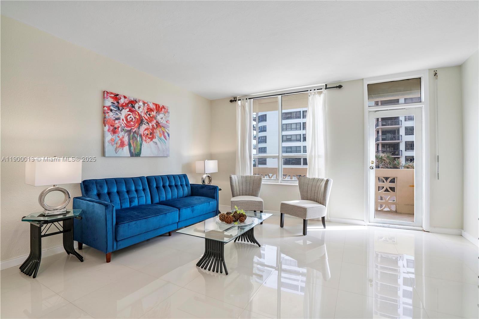 10185 Collins Ave #515 in Bal Harbour