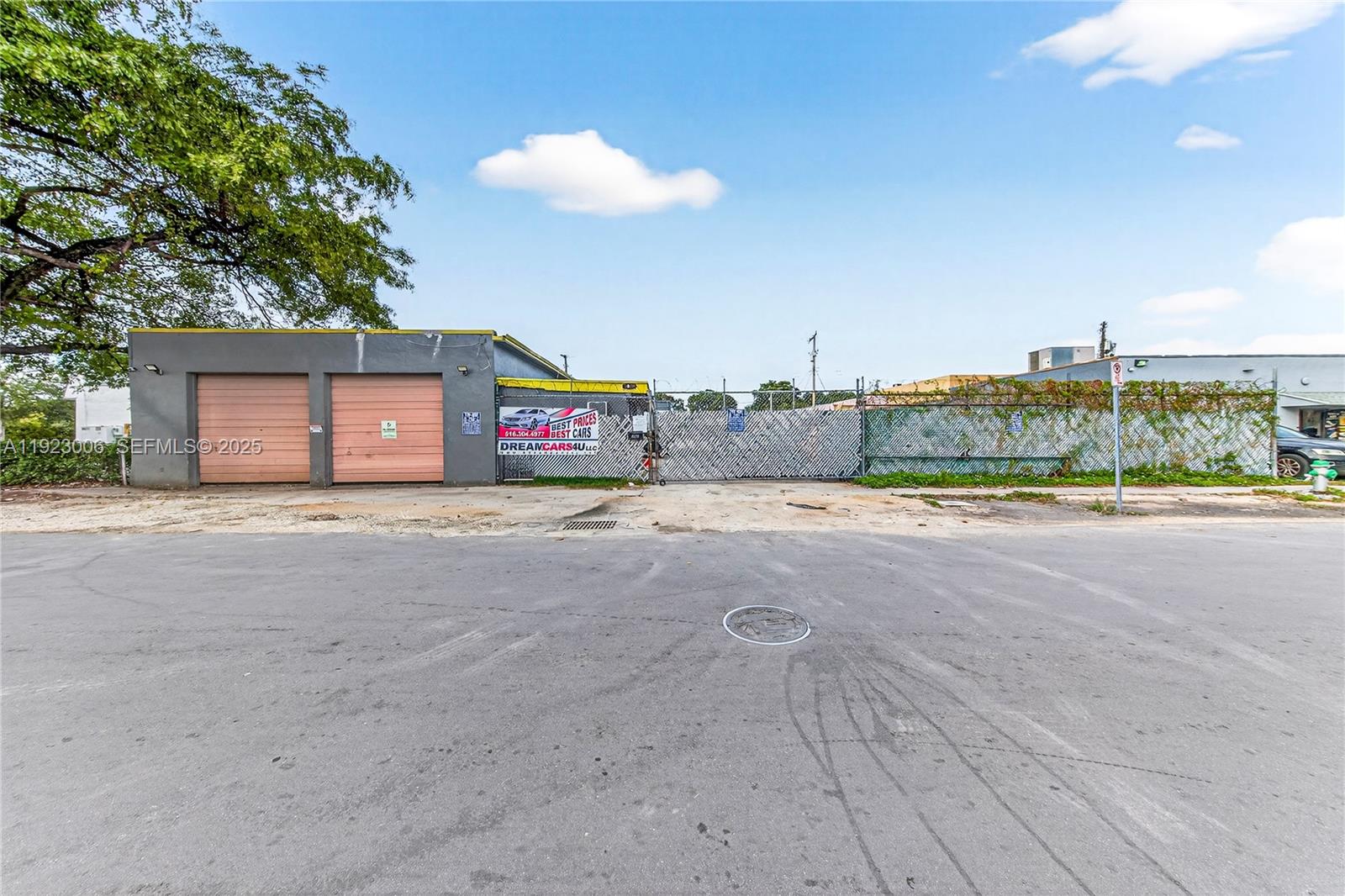 5832 Washington St in Hollywood