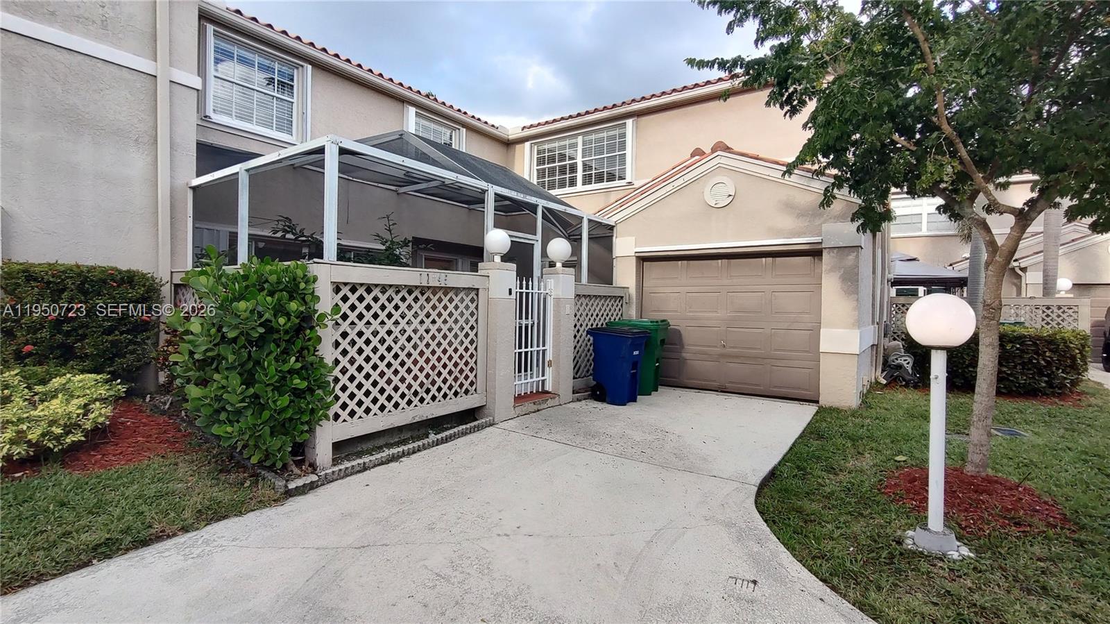 11045 Neptune Dr #11045 in Cooper City