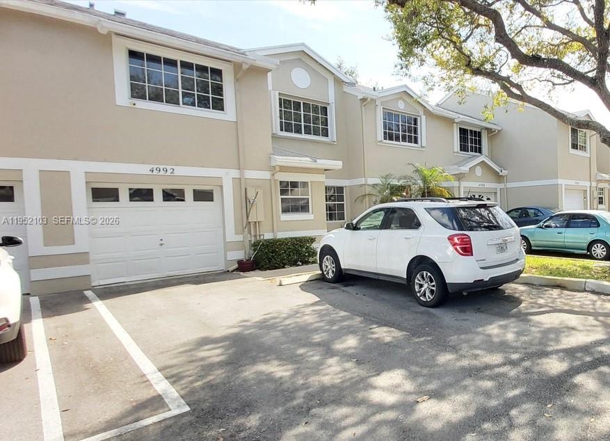 4992 123rd Ter #4992 in Cooper City