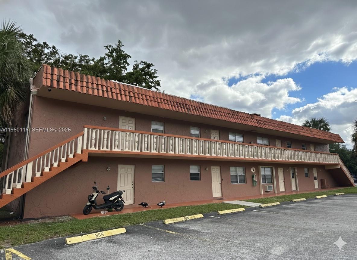 7830 33rd St #506 in Davie