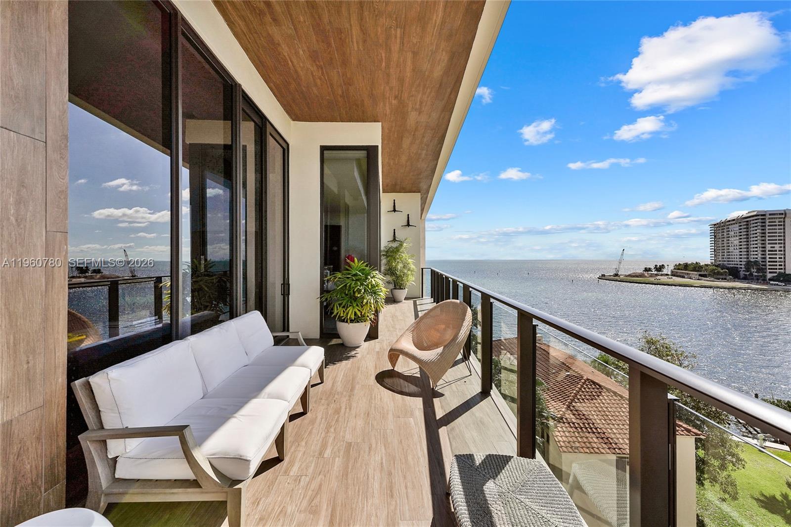 3581 Glencoe St #605 in Coconut Grove