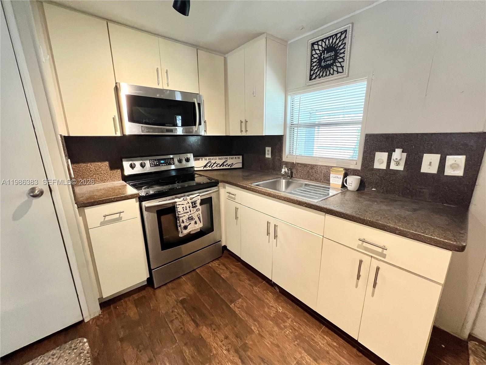 10550 State Road 84 #244 in Davie