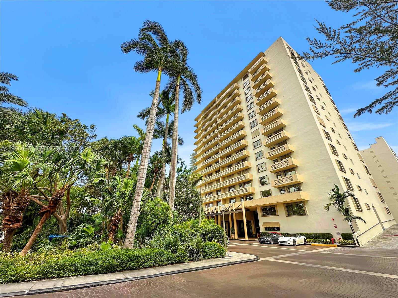 10185 Collins Ave #1206 in Bal Harbour