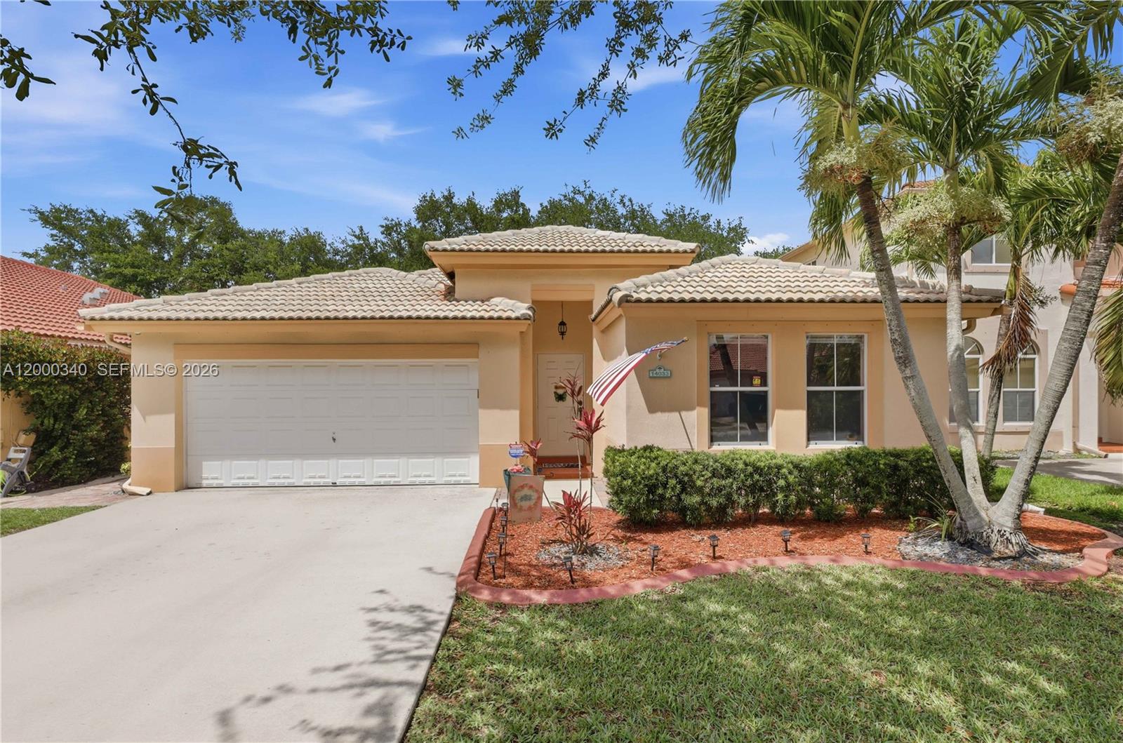 14033 Cypress Cove Cir in Davie