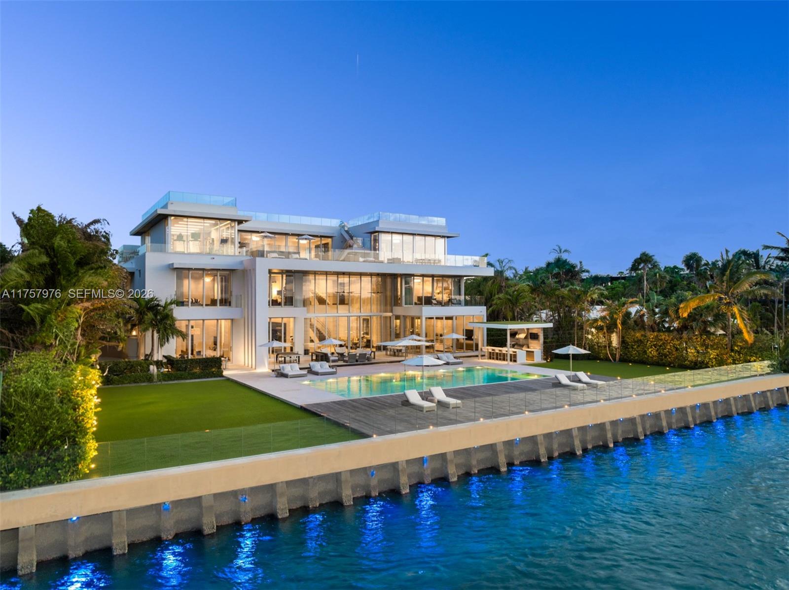 284 Bal Bay Dr in Bal Harbour
